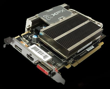 ATI XFX Radeon HD 5670 Silent 1GB GDDR5 memory suports all Photoshop CS5 demands and creates great color together with the Dell U2711