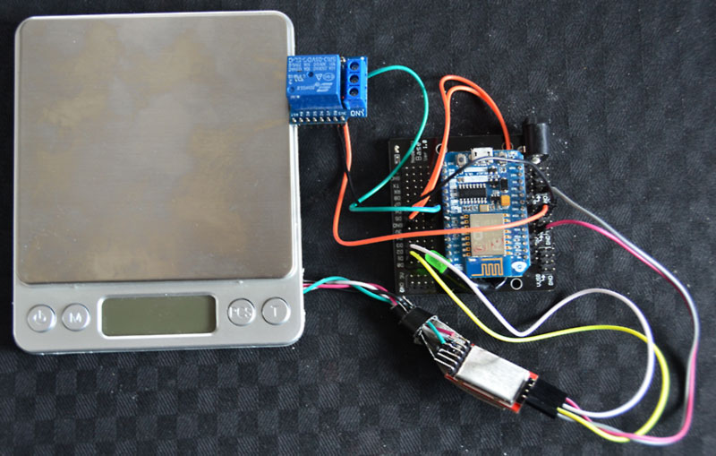 The ESP8266, HX711 a cheap kitchen scale and a relay become a D.I.Y wifi smart coffee grinder with Android and IOS App from Blynk.